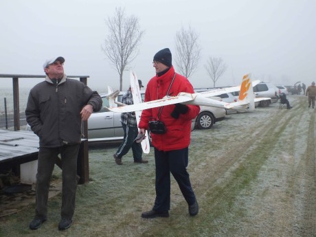 016 - kam koukáš. Pěkně jim to létá