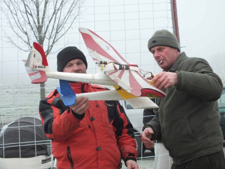 023 - oni nebudou dělat malé éráčky...