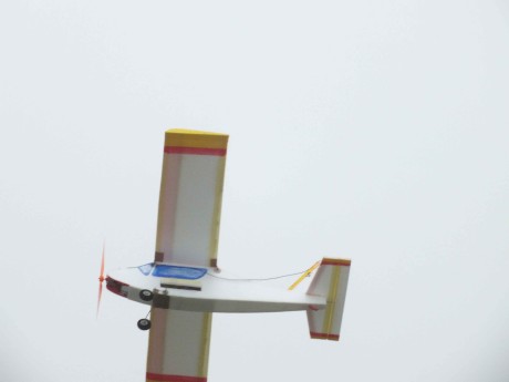 028 - letěl a hezky